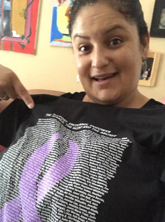 Customer wearing a NamesWear Story Shirt